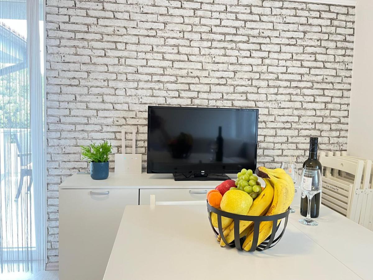 Vir Apartman Alena Exteriér fotografie