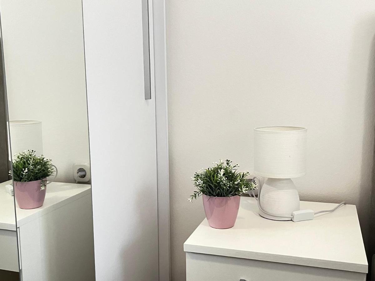 Vir Apartman Alena Exteriér fotografie