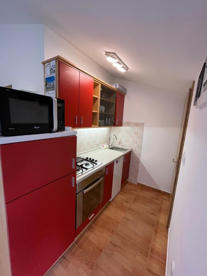 Vir Apartman Alena Exteriér fotografie