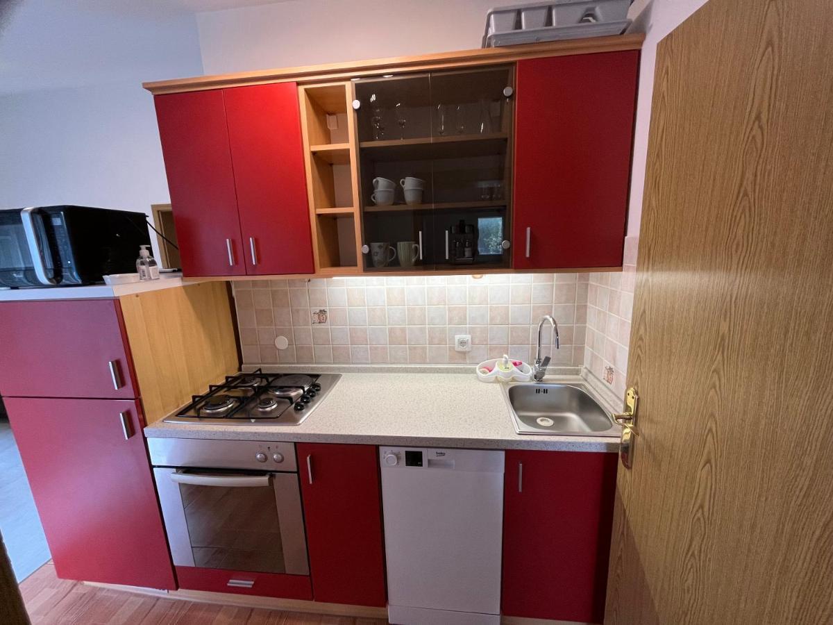 Vir Apartman Alena Exteriér fotografie