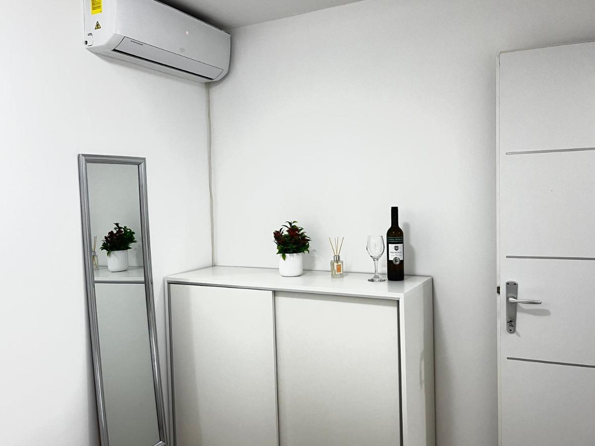 Vir Apartman Alena Exteriér fotografie