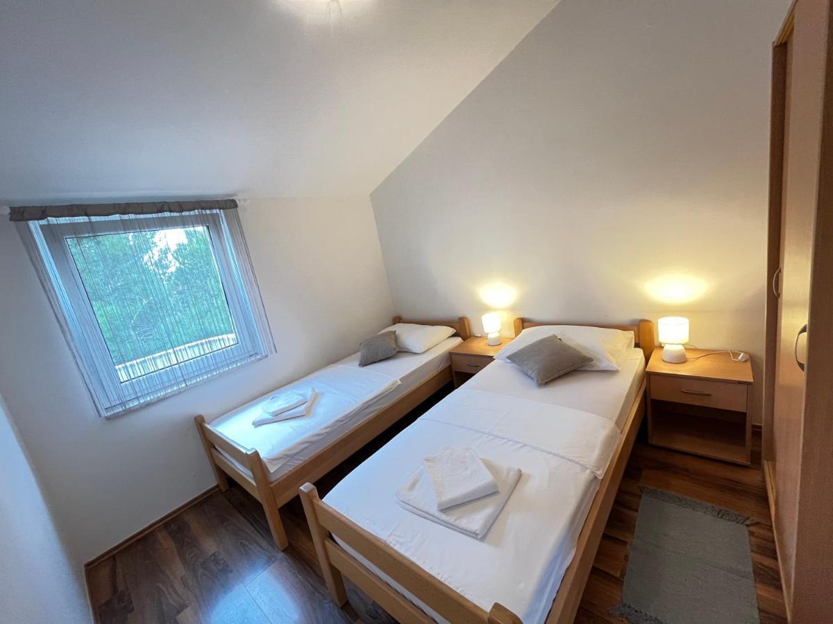Vir Apartman Alena Exteriér fotografie