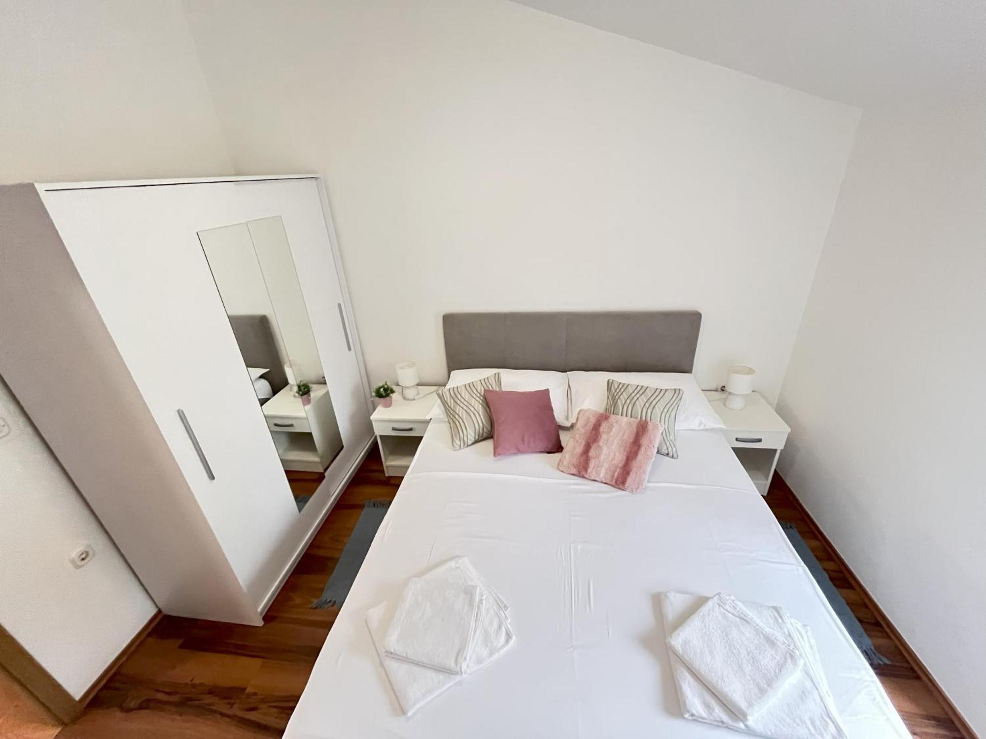 Vir Apartman Alena Exteriér fotografie